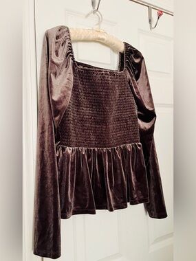NWT Gap Smocked Velvet Peplum Blouse Luxurious Brown Velour Tall